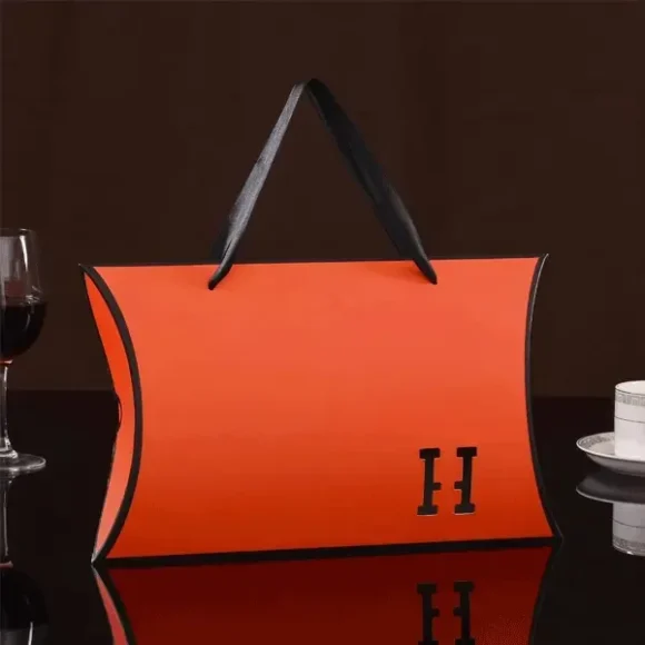 Pillow Boxes with Handle - Image 2