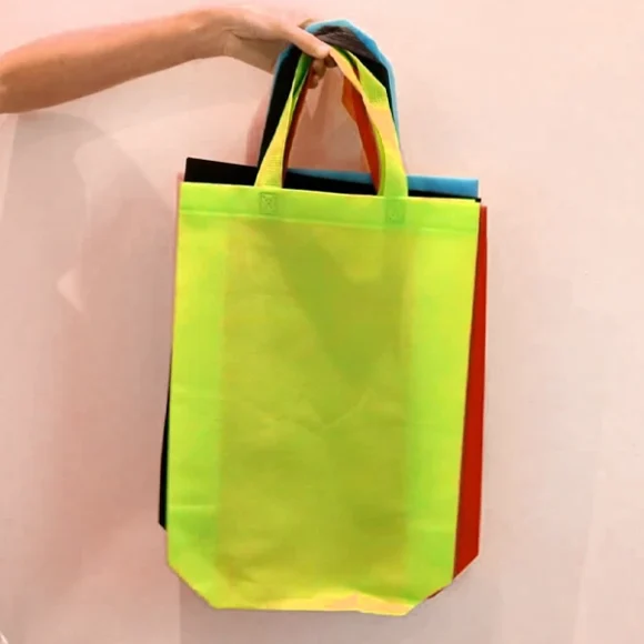 Custom Non Woven Bags - Image 2